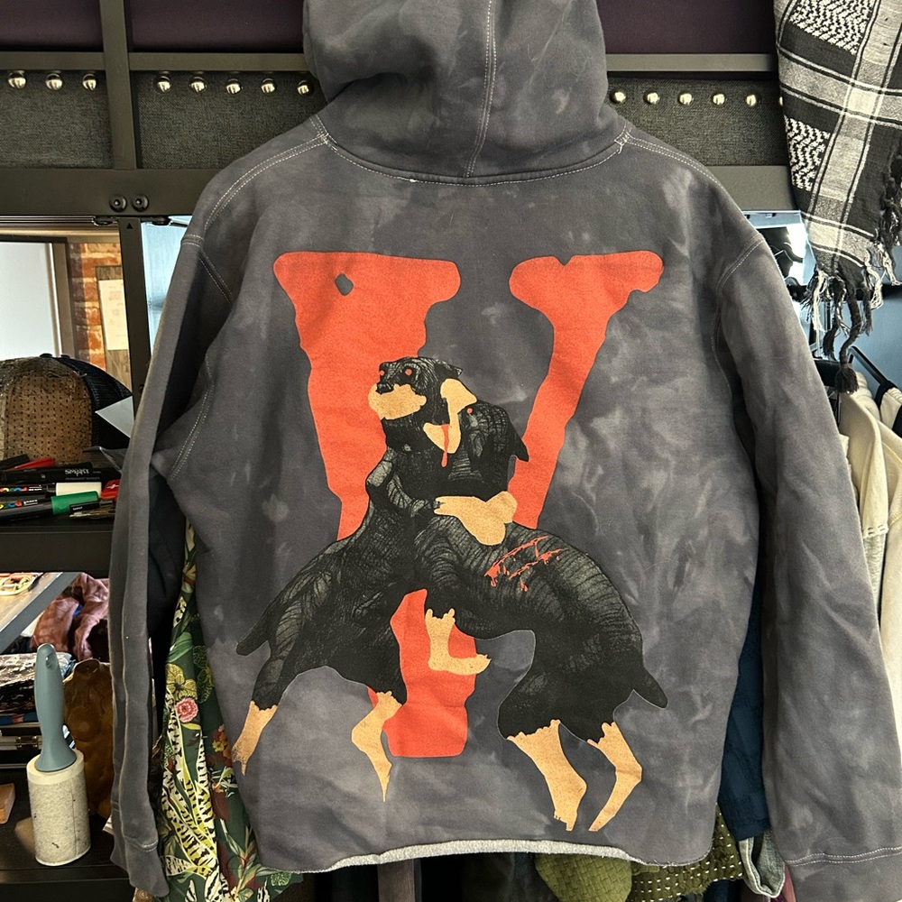 Vlone City morgue - grey and Orange